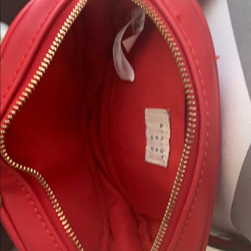 Red leather belt bag - Picture 4 of 4